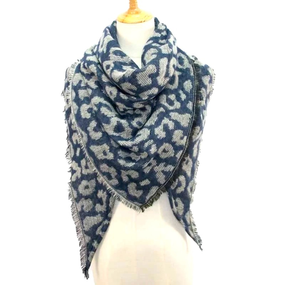 Leopard scarf